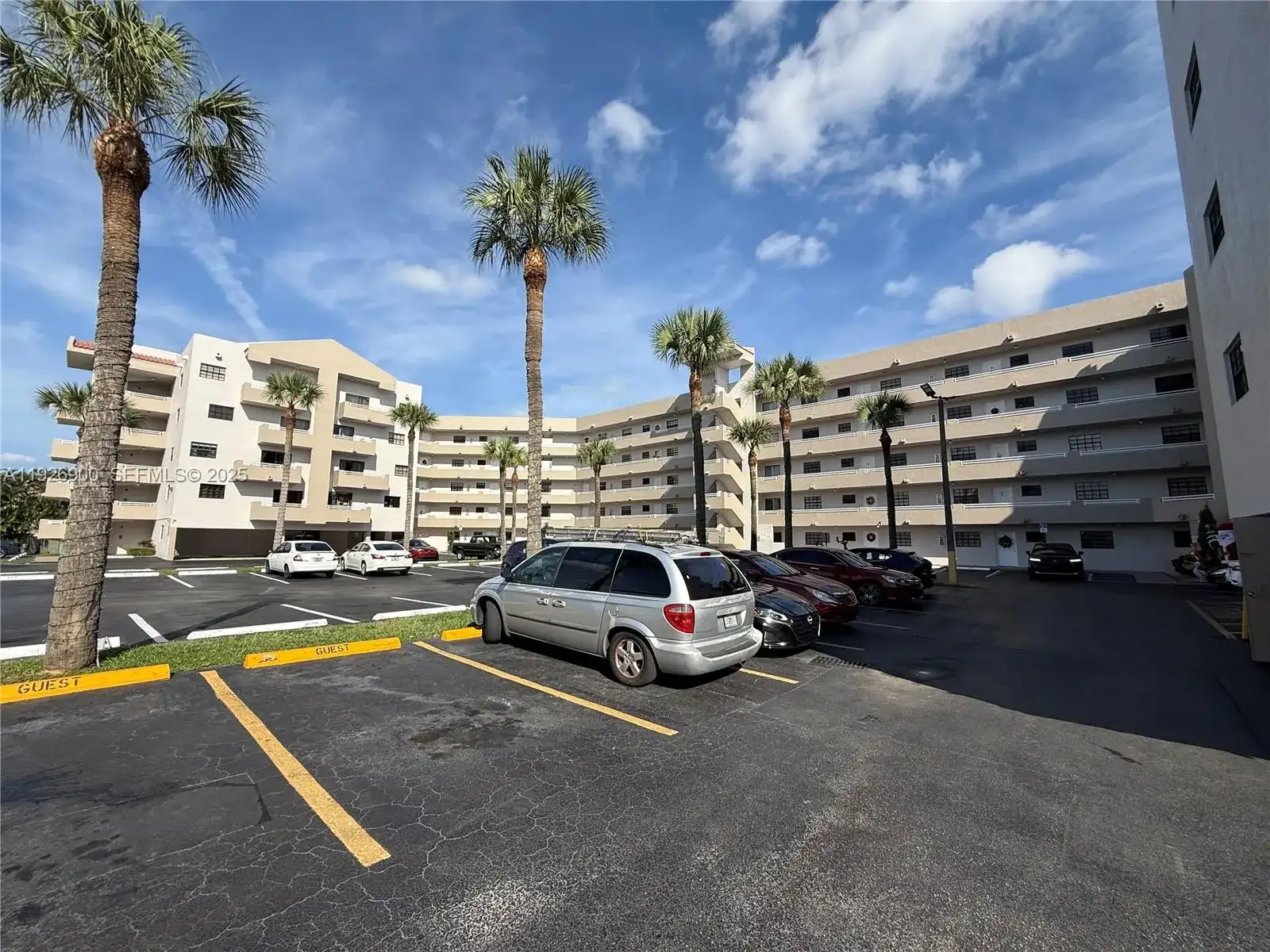 15969 NW 64th Ave # 504, Miami Lakes FL 33014 photo 3