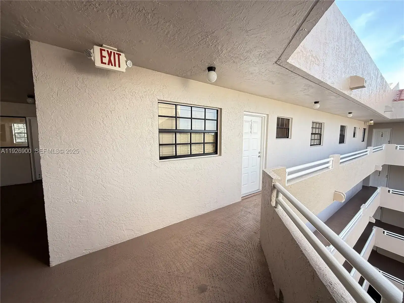 15969 NW 64th Ave # 504, Miami Lakes FL 33014 photo 4