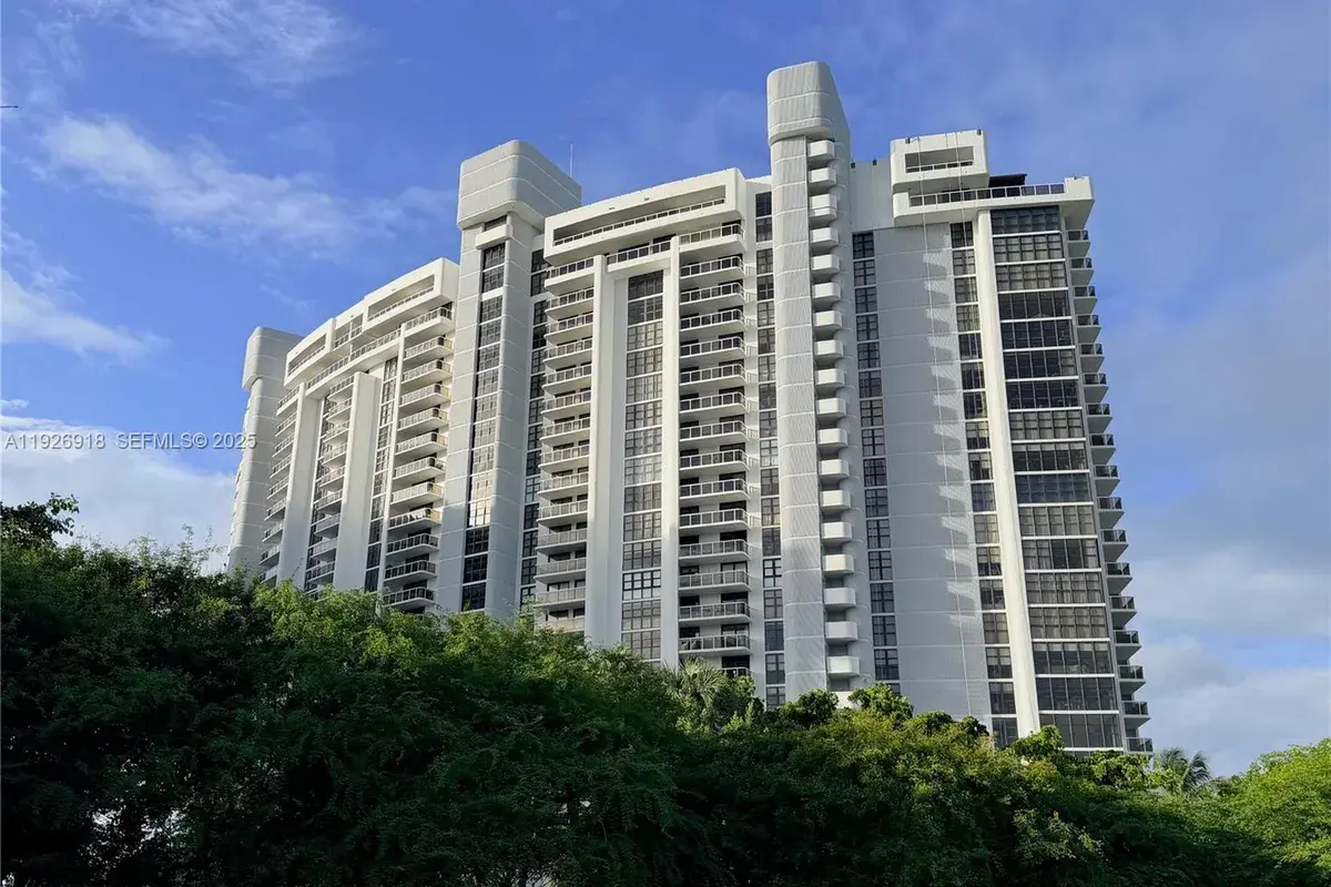 9 Island Ave # 415, Miami Beach FL 33139