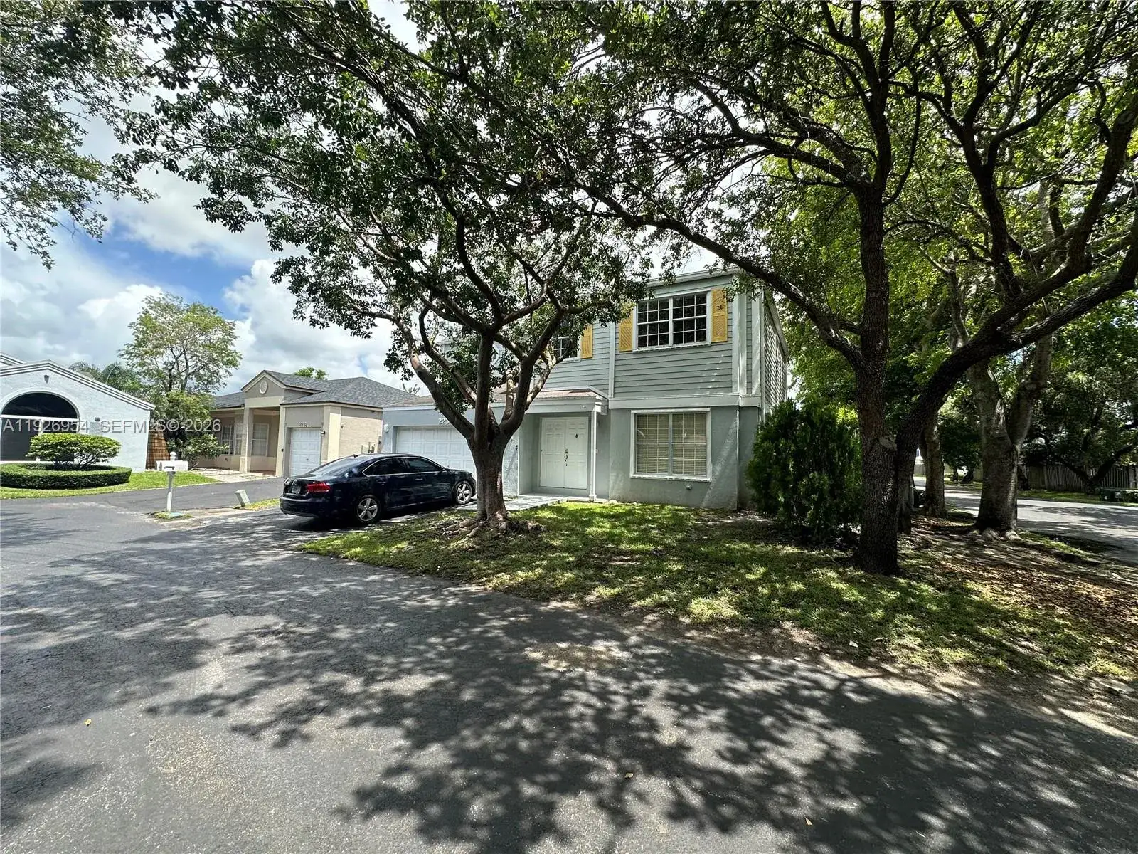 22316 SW 99th Ave, Cutler Bay FL 33190 photo 2