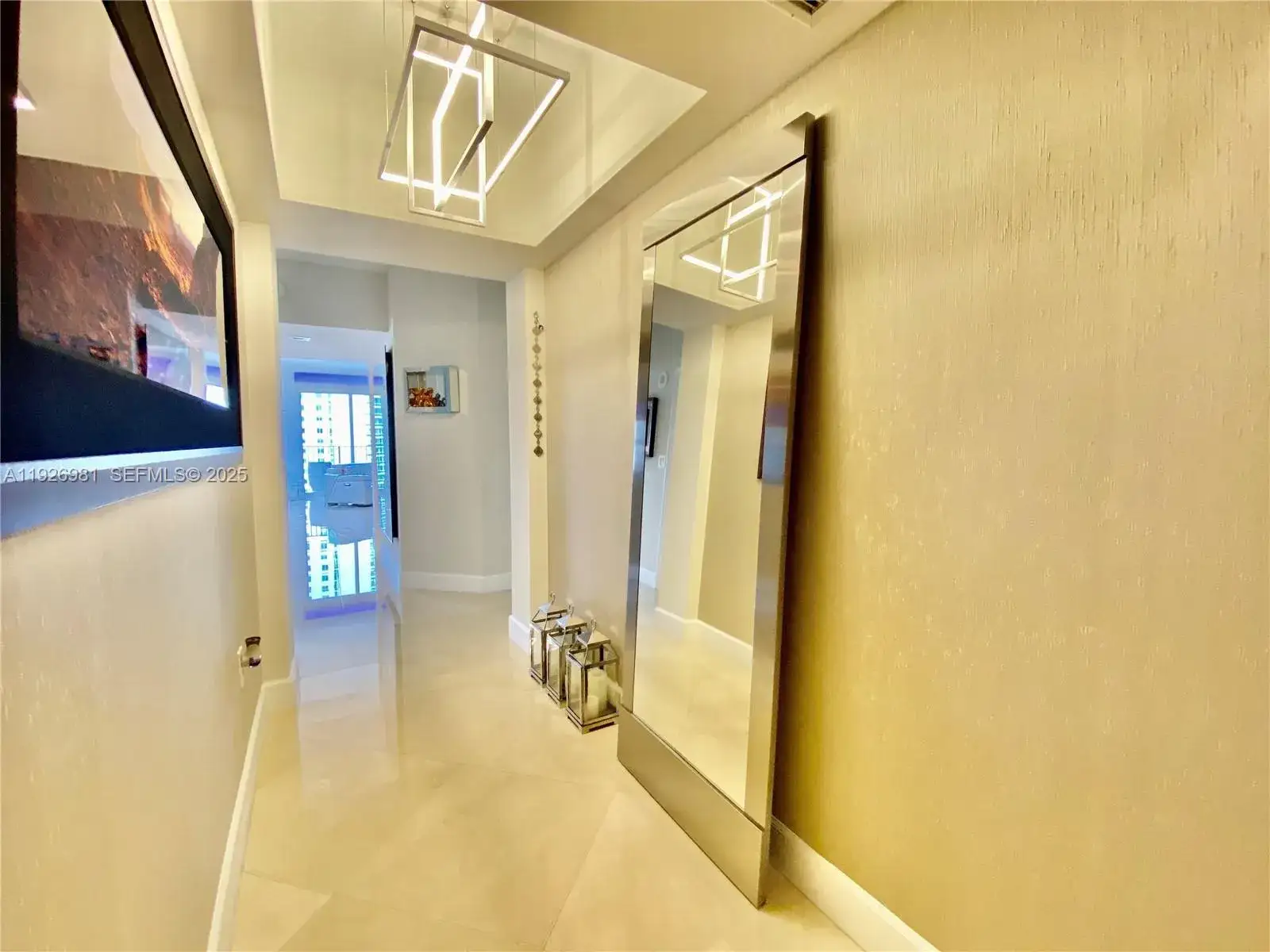 19900 E Country Club Dr # 1220, Aventura FL 33180