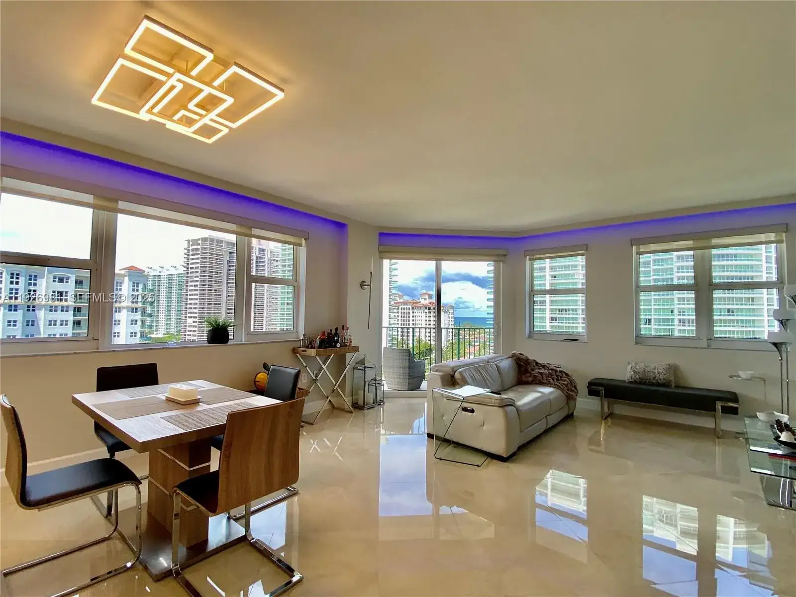 19900 E Country Club Dr # 1220, Aventura FL 33180 photo 4