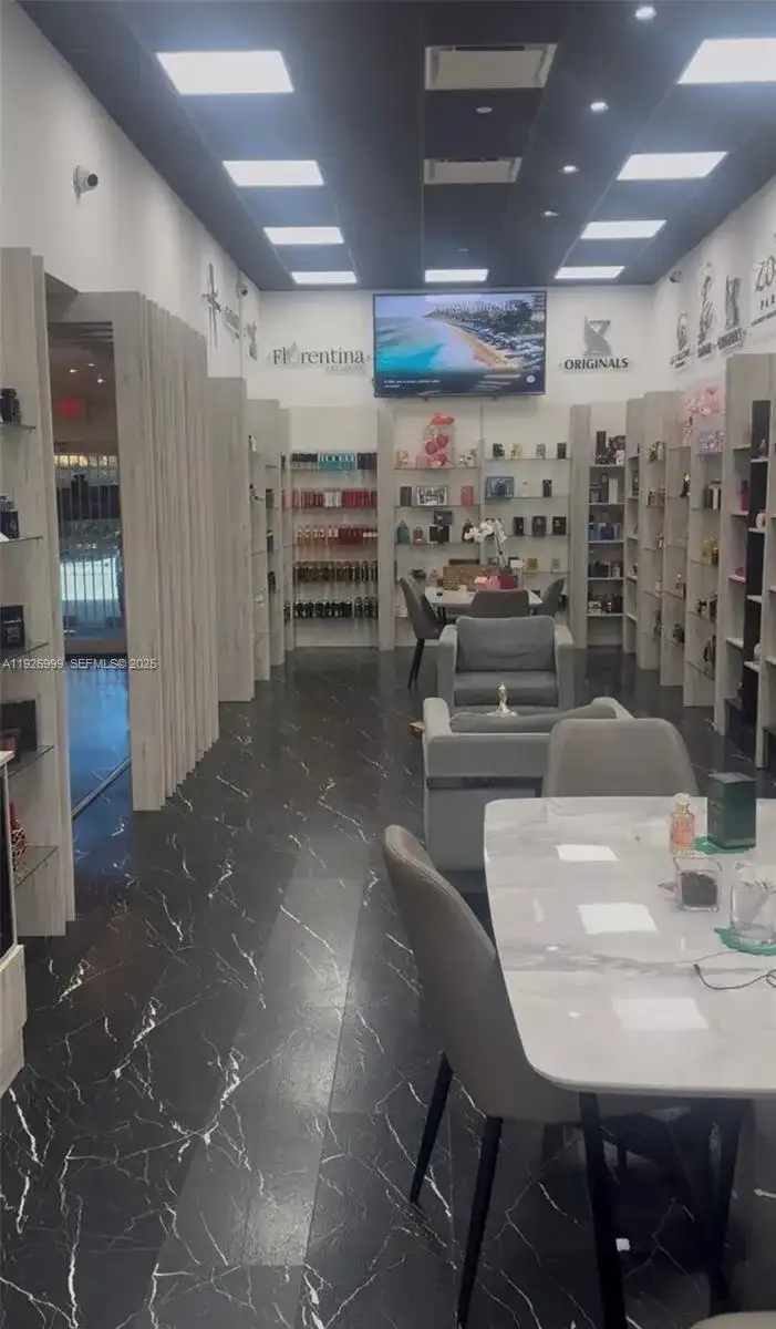 5101 NW 79th Ave, Doral FL 33166