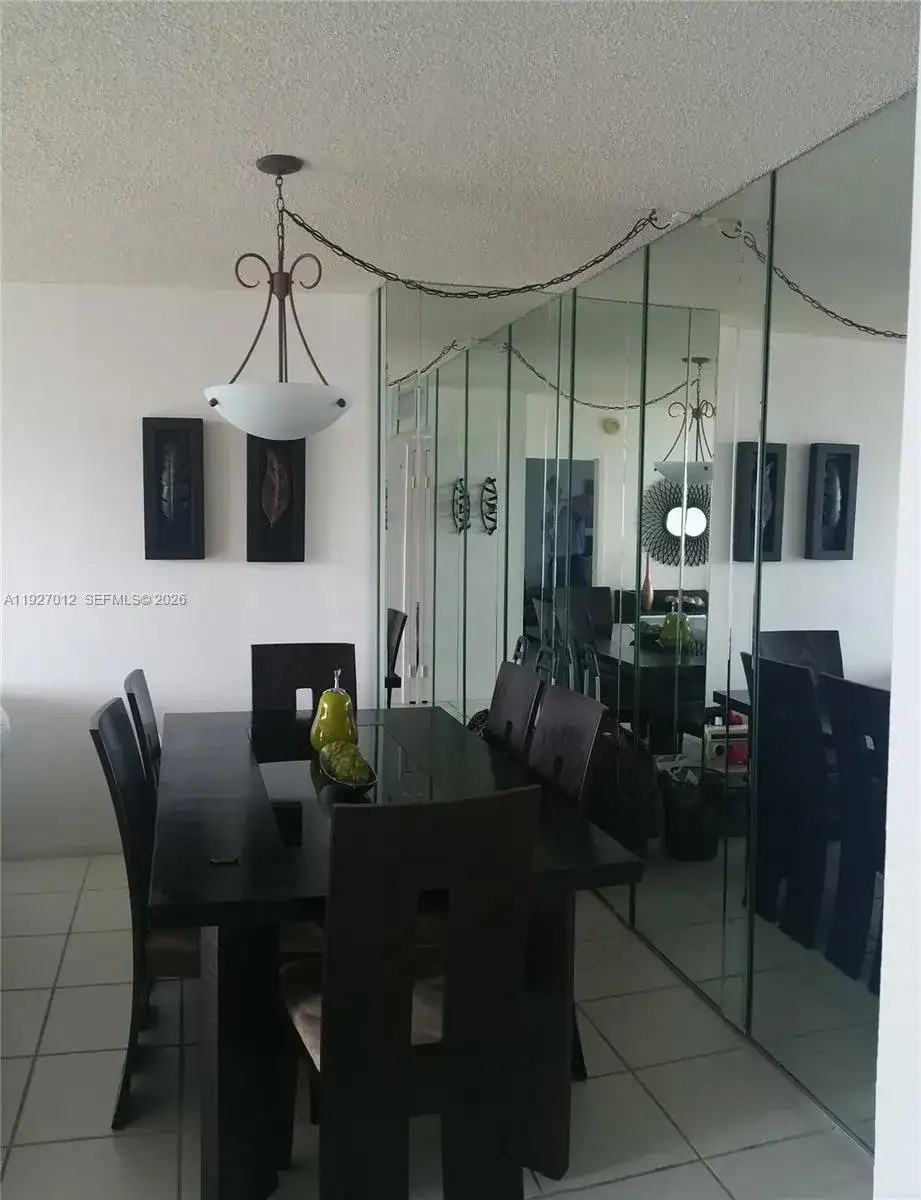 3675 N Country Club Dr # 2005, Aventura FL 33180 photo 3