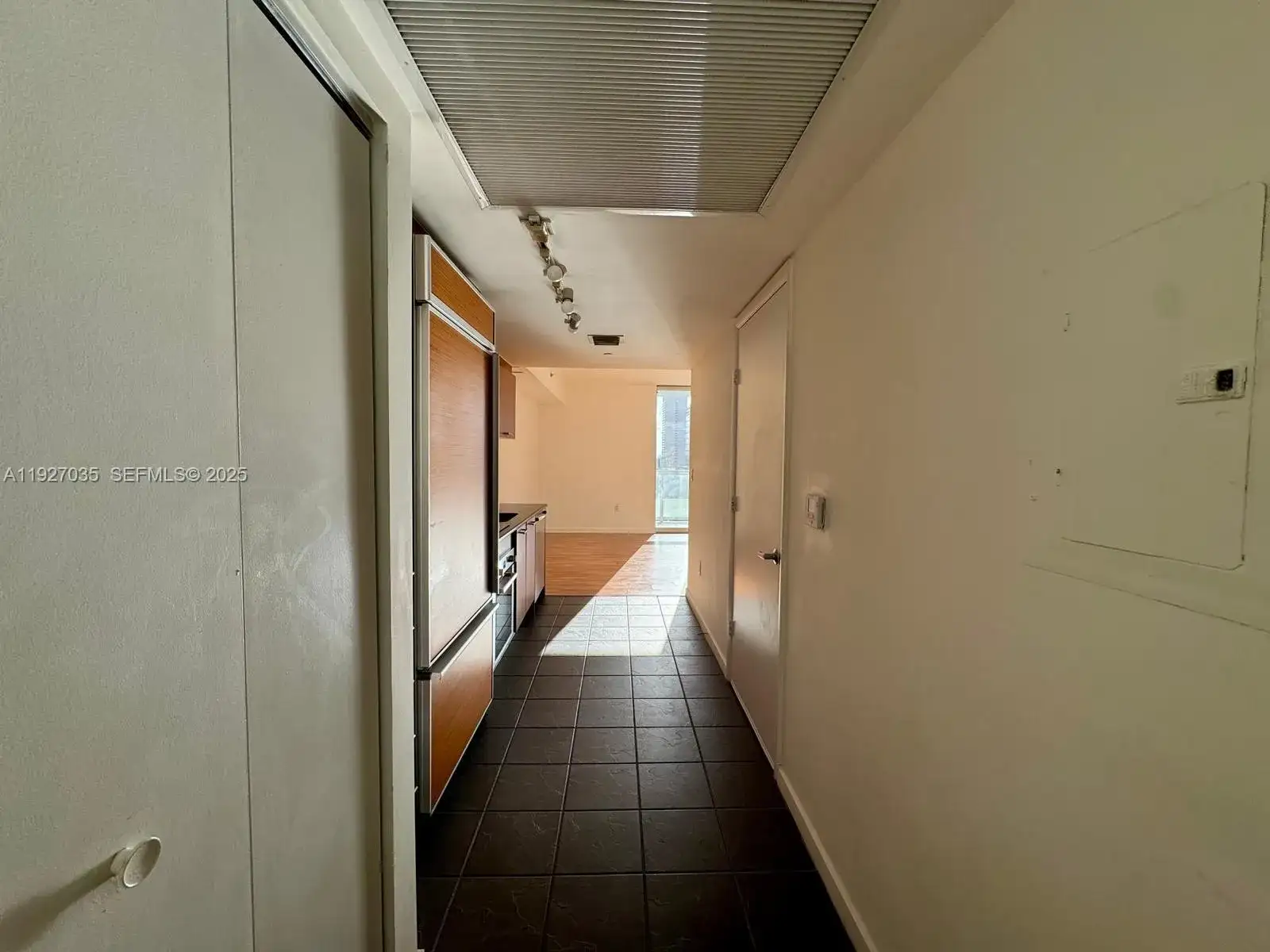 50 BISCAYNE BLVD # 1703, Miami FL 33132 photo 4