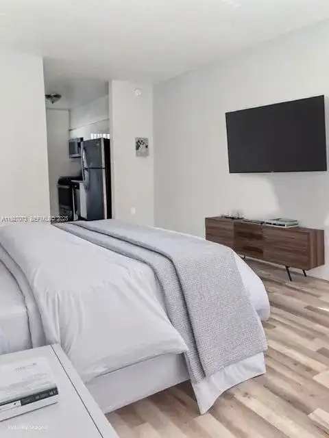 8000 NE Bayshore Ct # 109, Miami FL 33138 photo 4