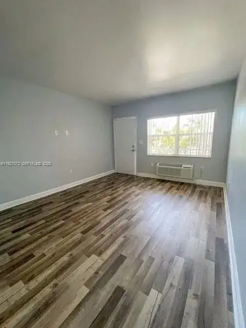 8000 NE Bayshore Ct # 109, Miami FL 33138 photo 5