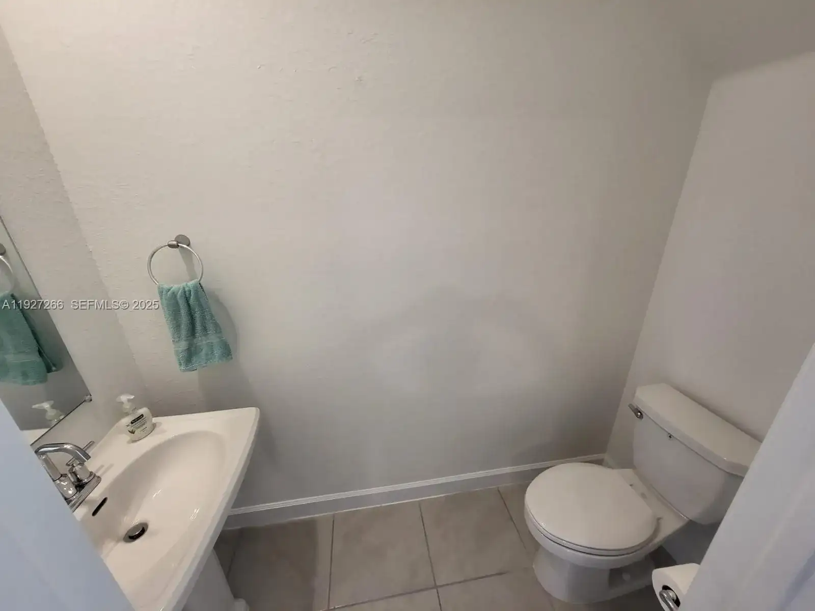 1137 SW 6th Ct # 1137, Florida City FL 33034 photo 4