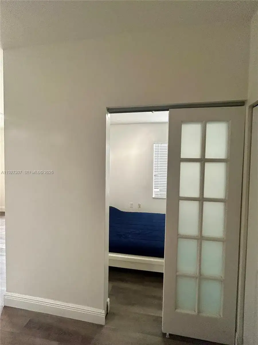 1244 Pennsylvania Ave # 305, Miami Beach FL 33139 photo 2