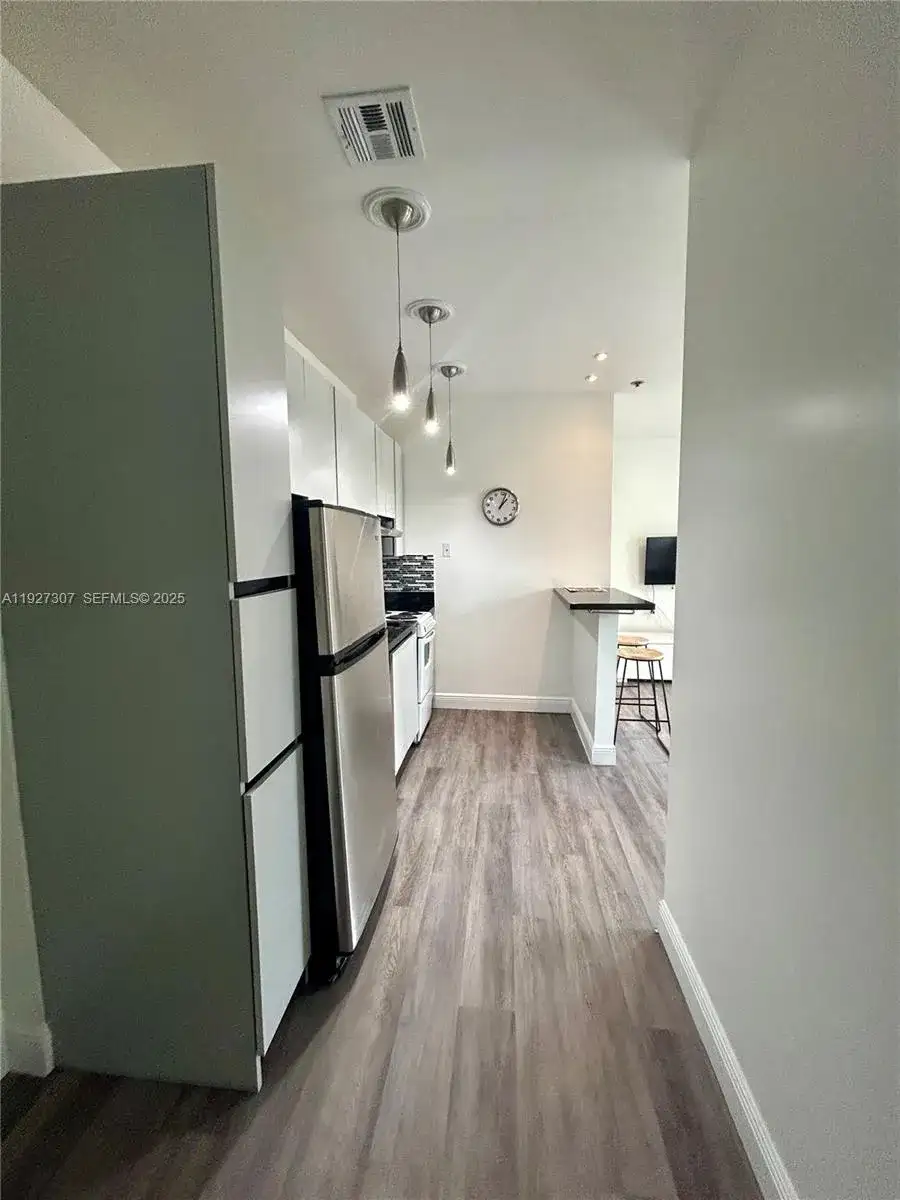 1244 Pennsylvania Ave # 305, Miami Beach FL 33139 photo 5