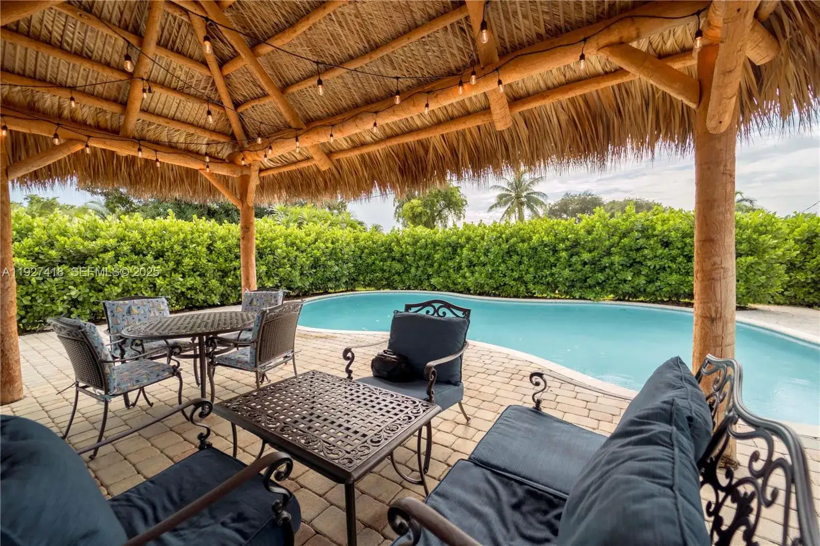 269 SE 8th Ave, Deerfield Beach FL 33441 photo 2