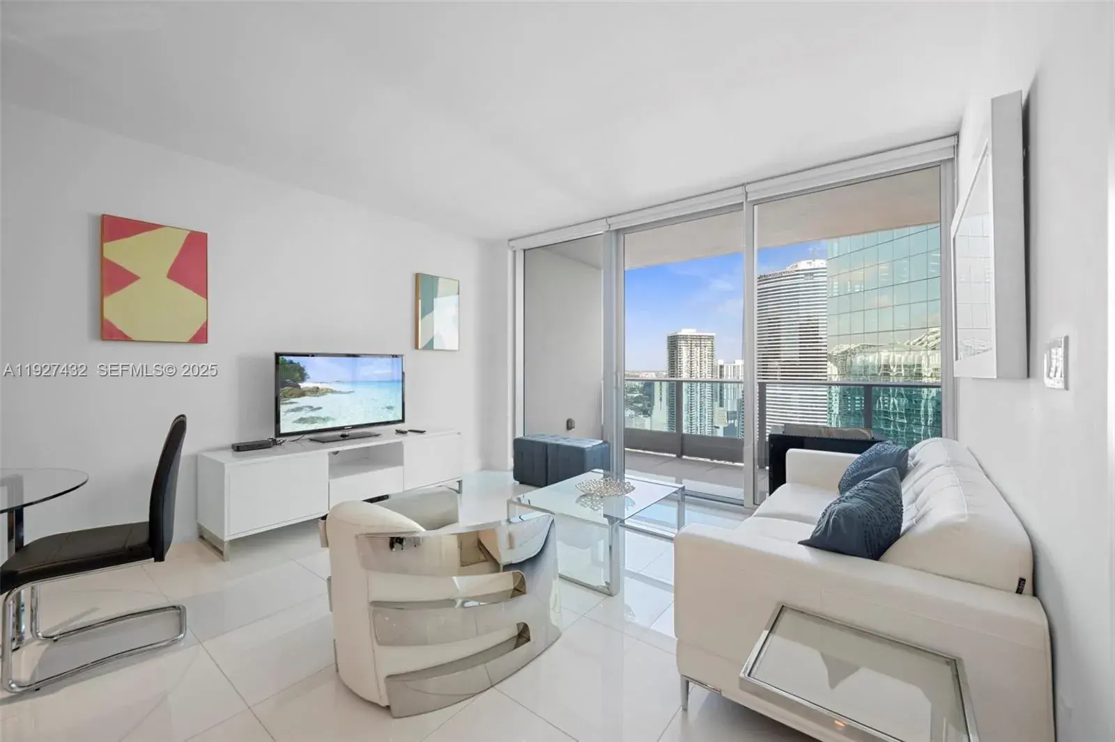 200 Biscayne Boulevard Way # 4311, Miami FL 33131 photo 3