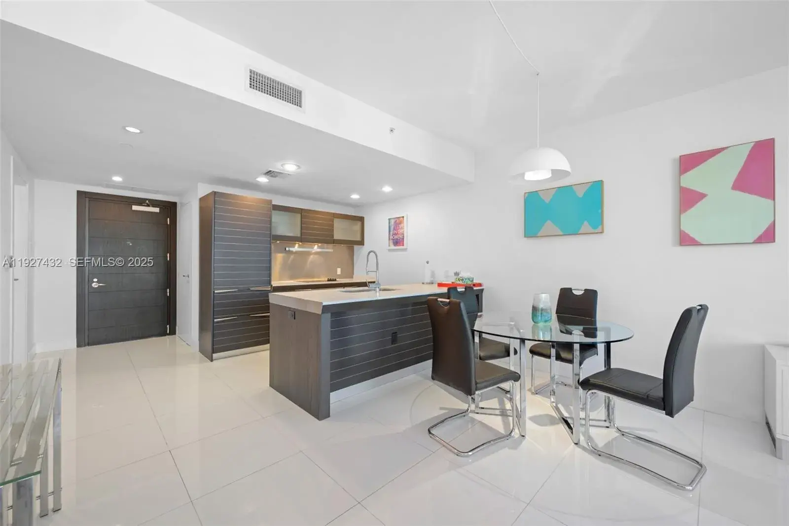 200 Biscayne Boulevard Way # 4311, Miami FL 33131 photo 4
