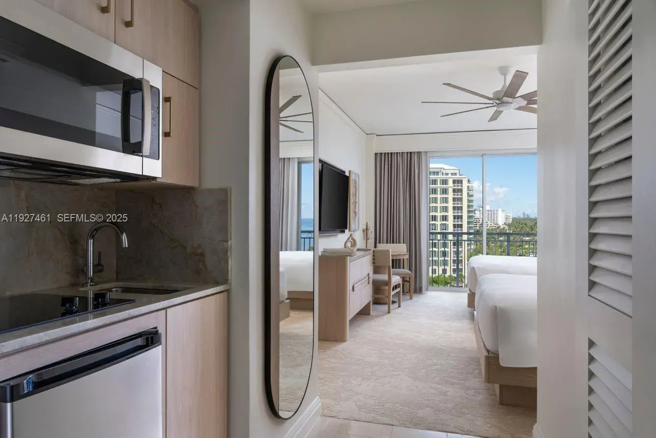 455 Grand Bay Dr # 210, Key Biscayne FL 33149