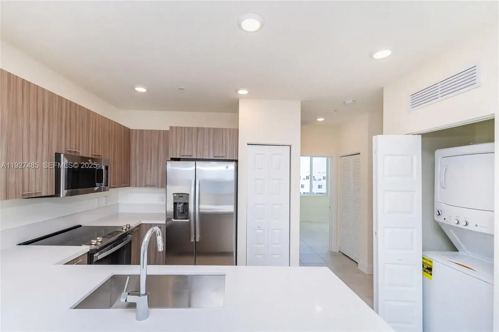 6450 NW 102 Path # 303, Doral FL 33178 photo 5