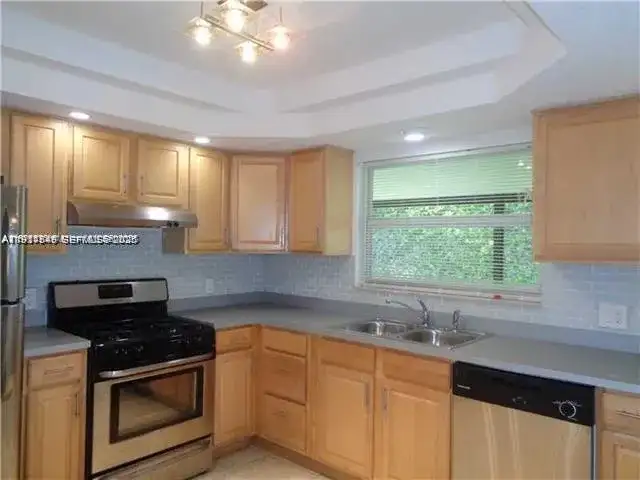 11511 NW 33rd St # 11511, Sunrise FL 33323 photo 3