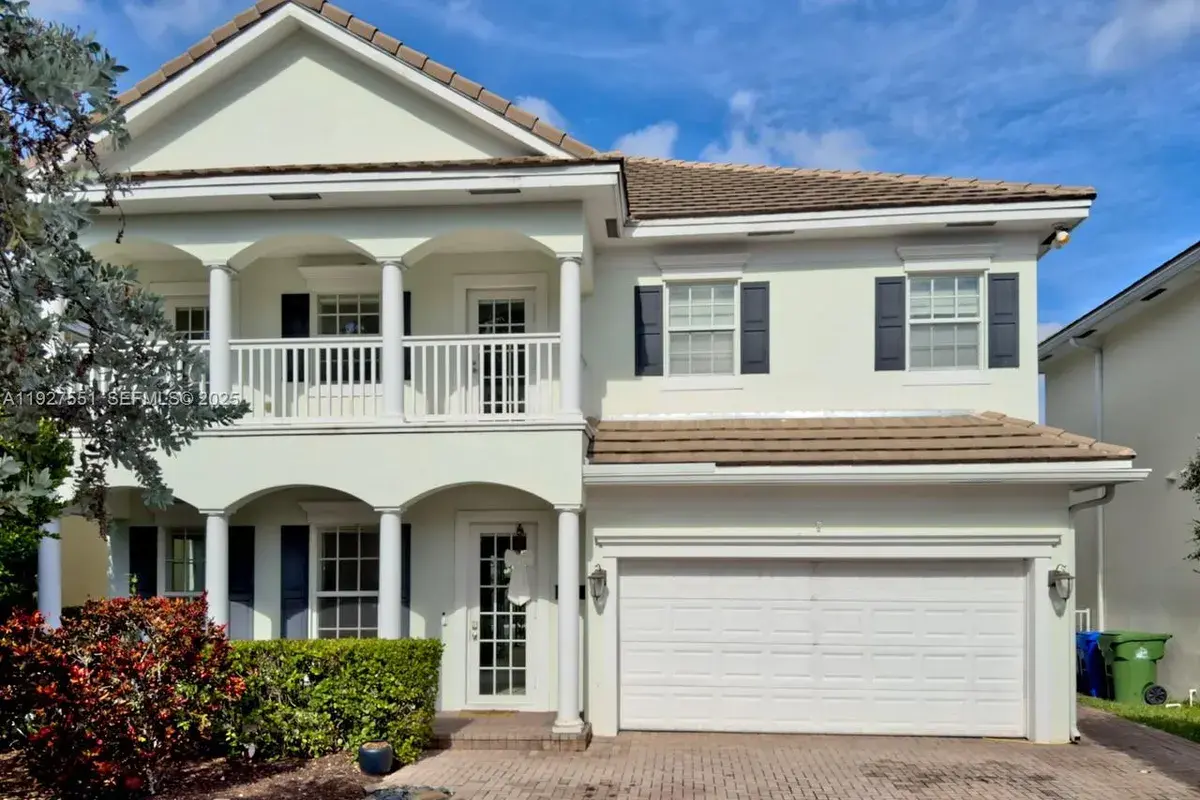 1317 SW 23rd St, Fort Lauderdale FL 33315