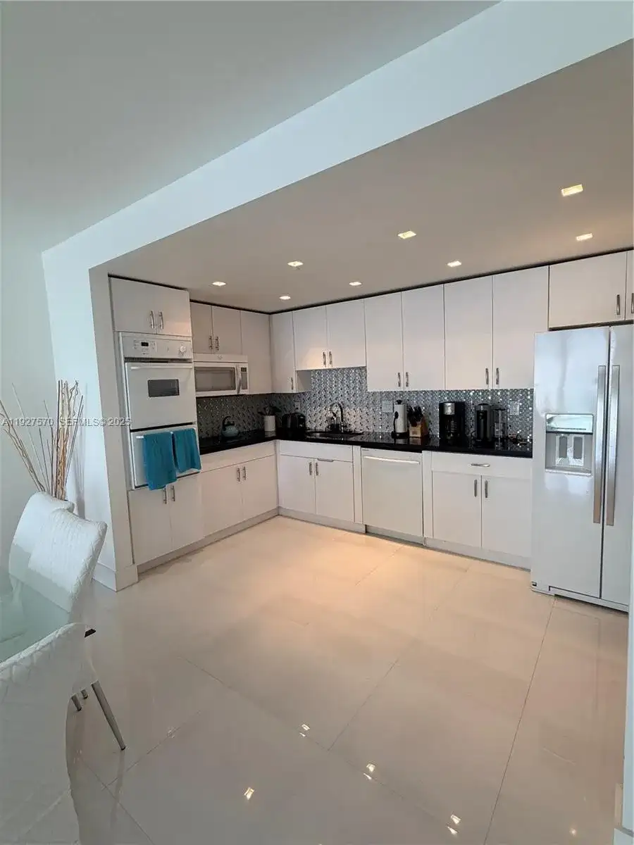 19370 Collins Ave # 902, Sunny Isles Beach FL 33160 photo 5
