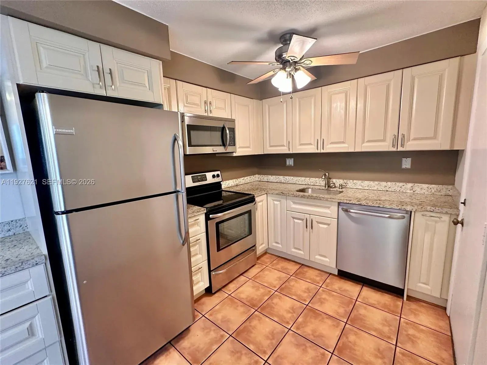 1824 Monroe St # 4, Hollywood FL 33020