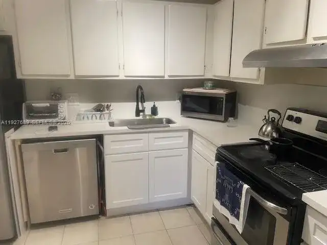 9002 SW 137 ST # 27, Miami FL 33176 photo 2