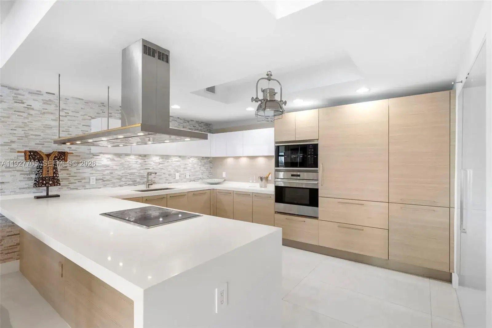 17301 Biscayne Blvd # 1803, North Miami Beach FL 33160 photo 5