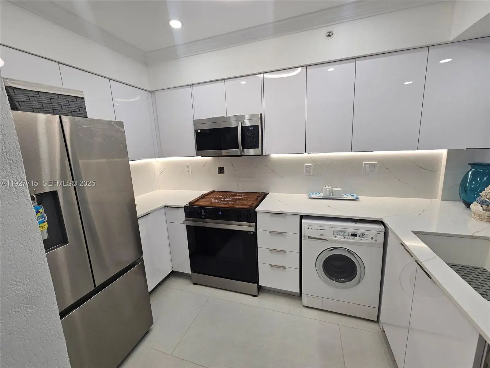 2501 S Ocean Dr, Hollywood FL 33019