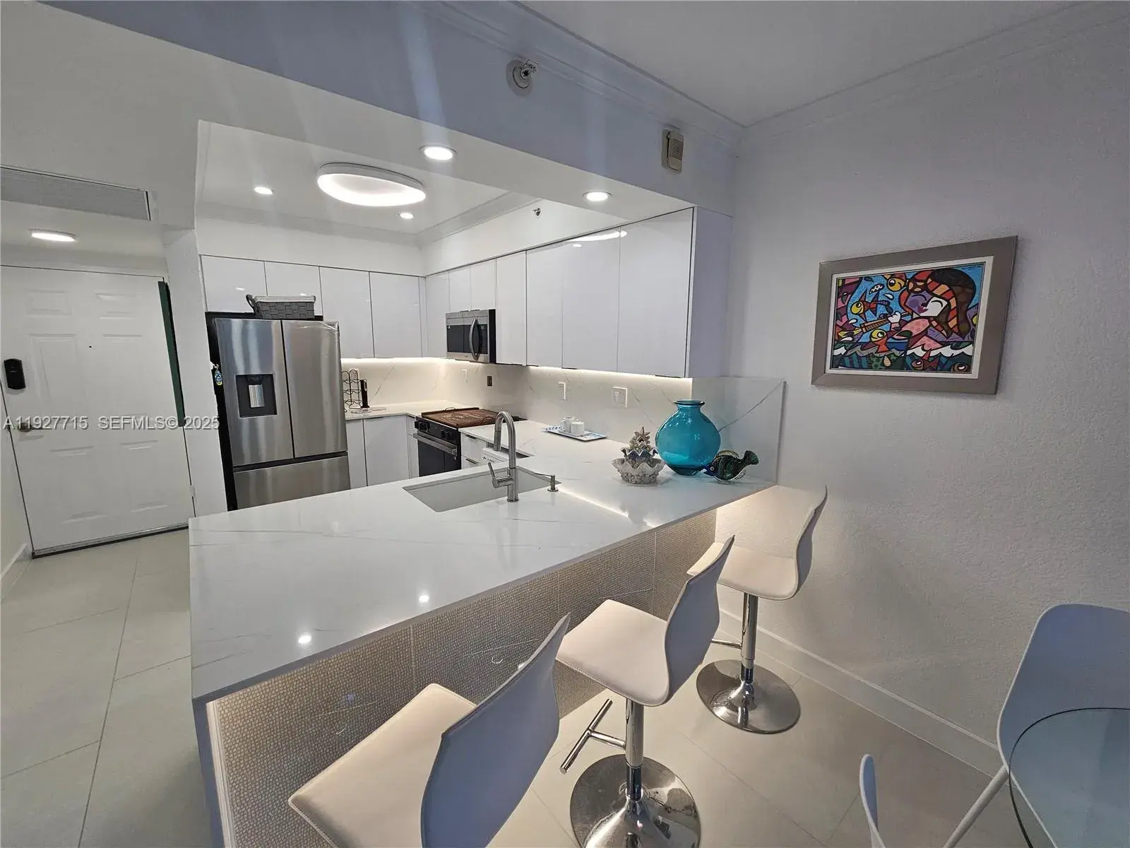 2501 S Ocean Dr, Hollywood FL 33019