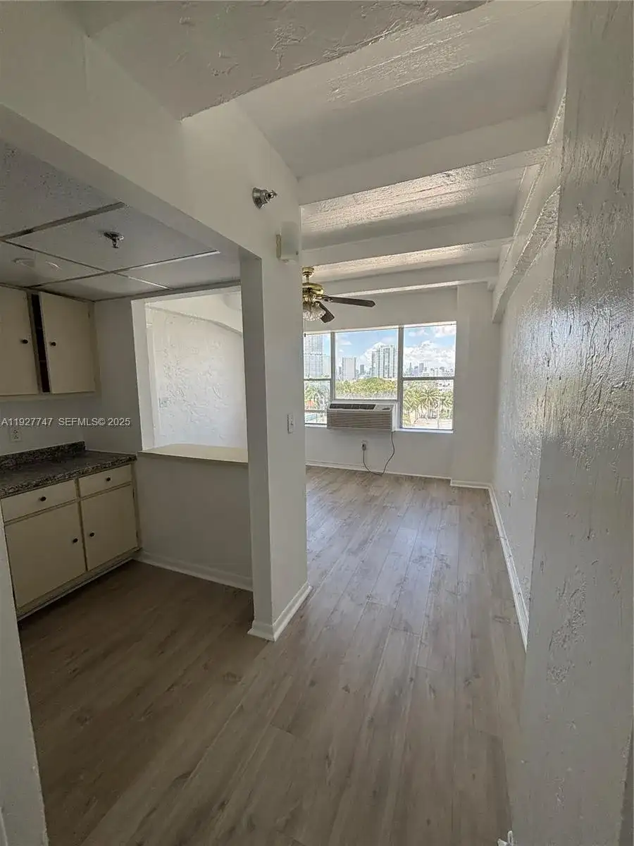800 Washington Ave # 1108, Miami Beach FL 33139 photo 2