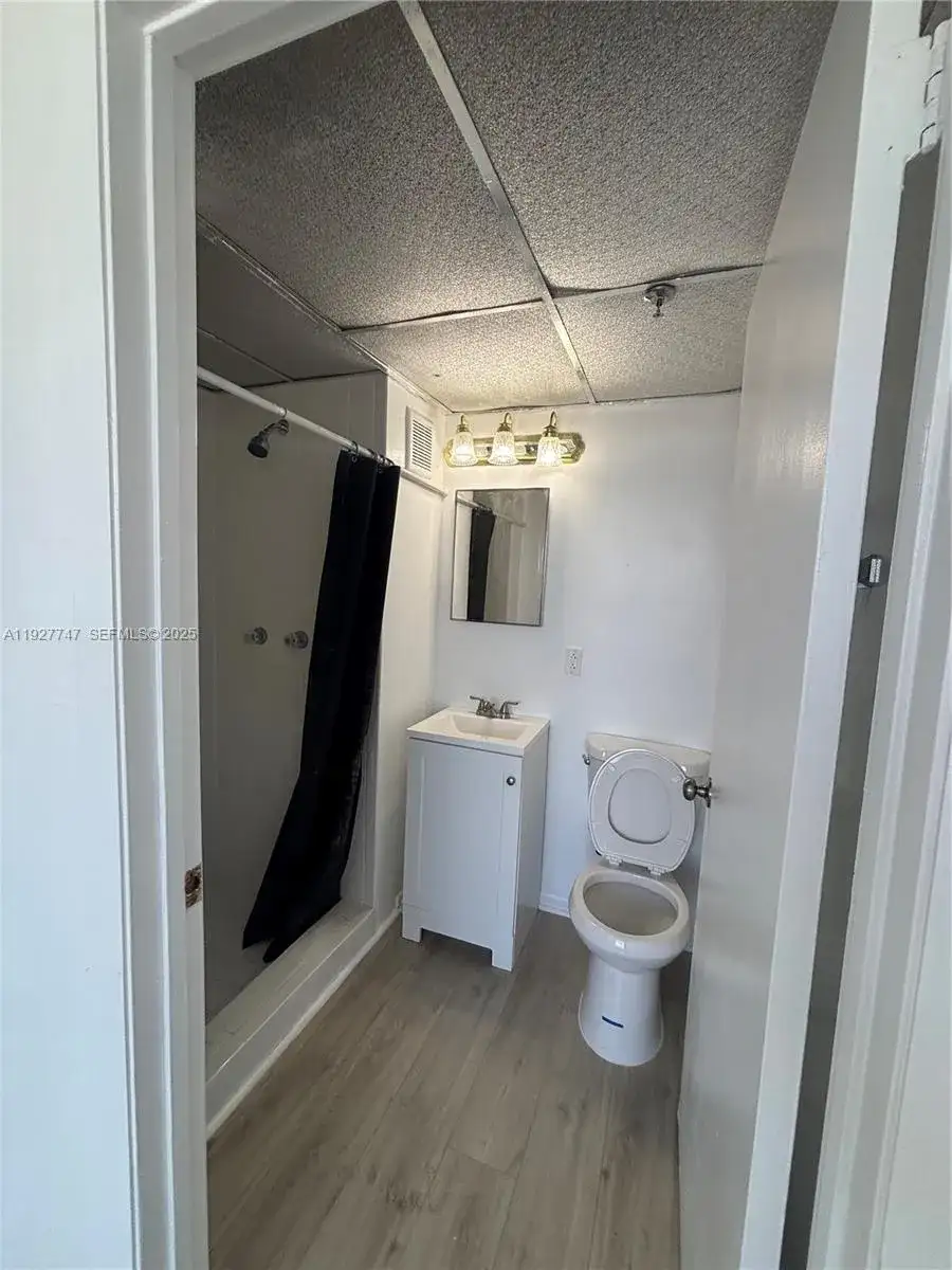 800 Washington Ave # 1108, Miami Beach FL 33139 photo 4