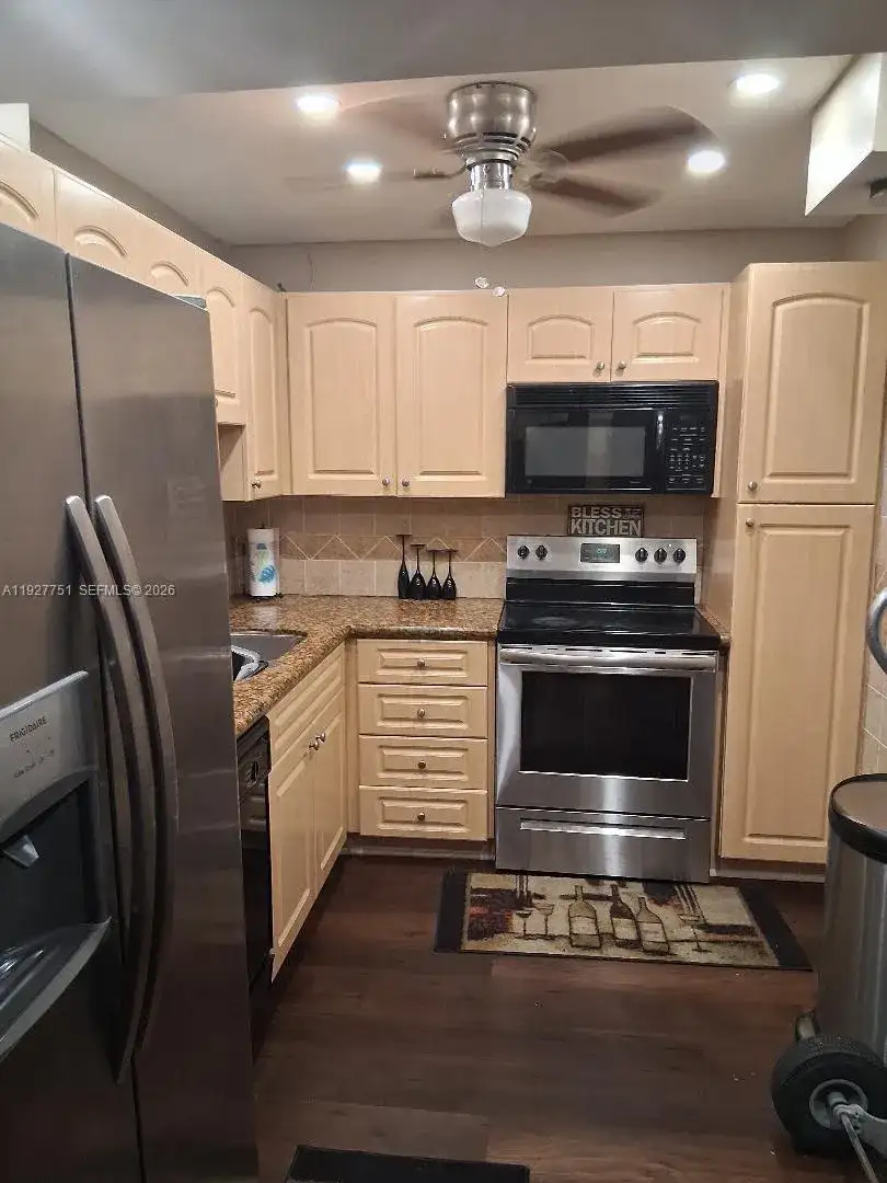1000 Saint Charles Pl # L2, Pembroke Pines FL 33026 photo 4