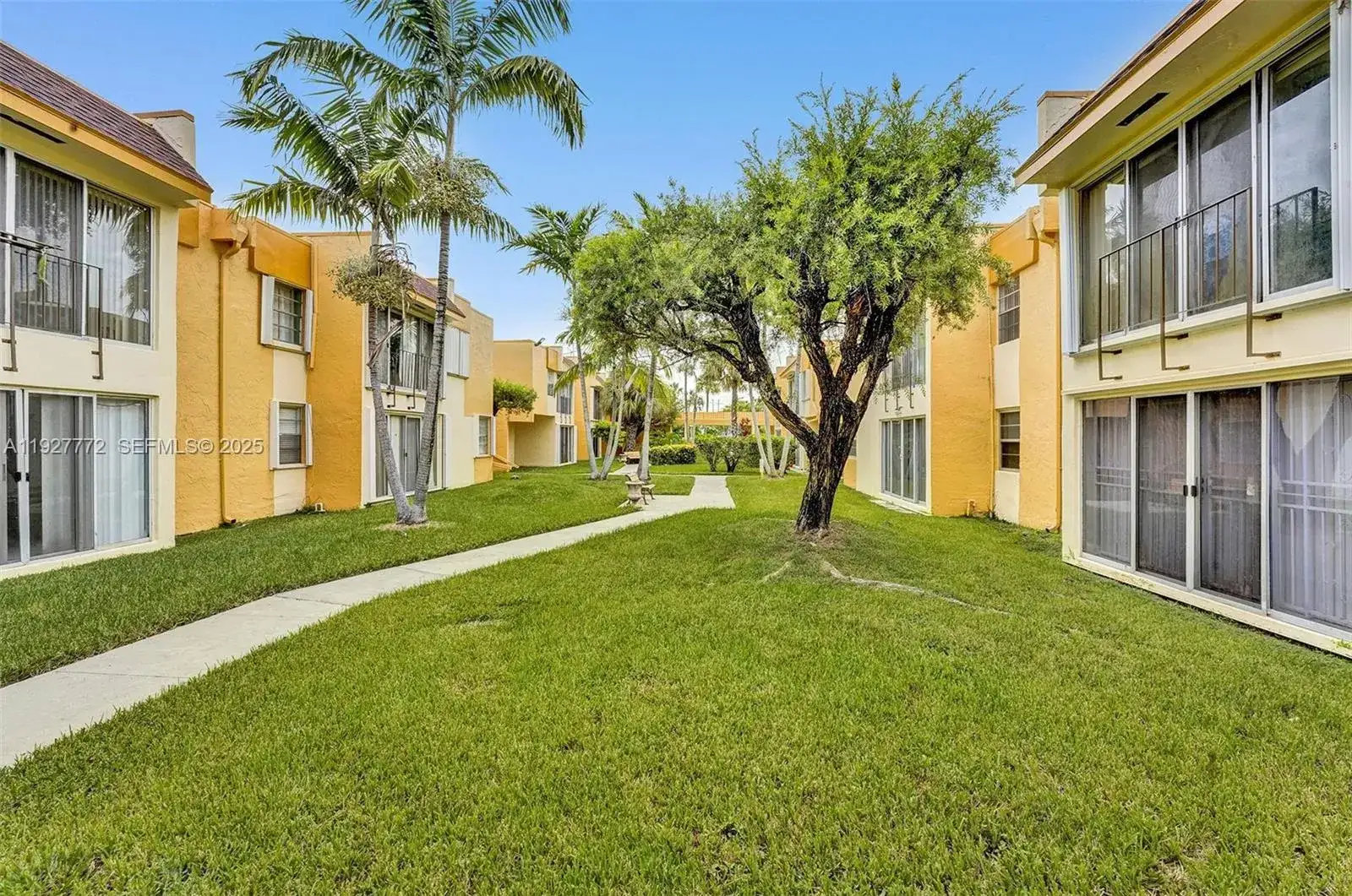 9311 SW 4th St # 105B, Miami FL 33174 photo 4