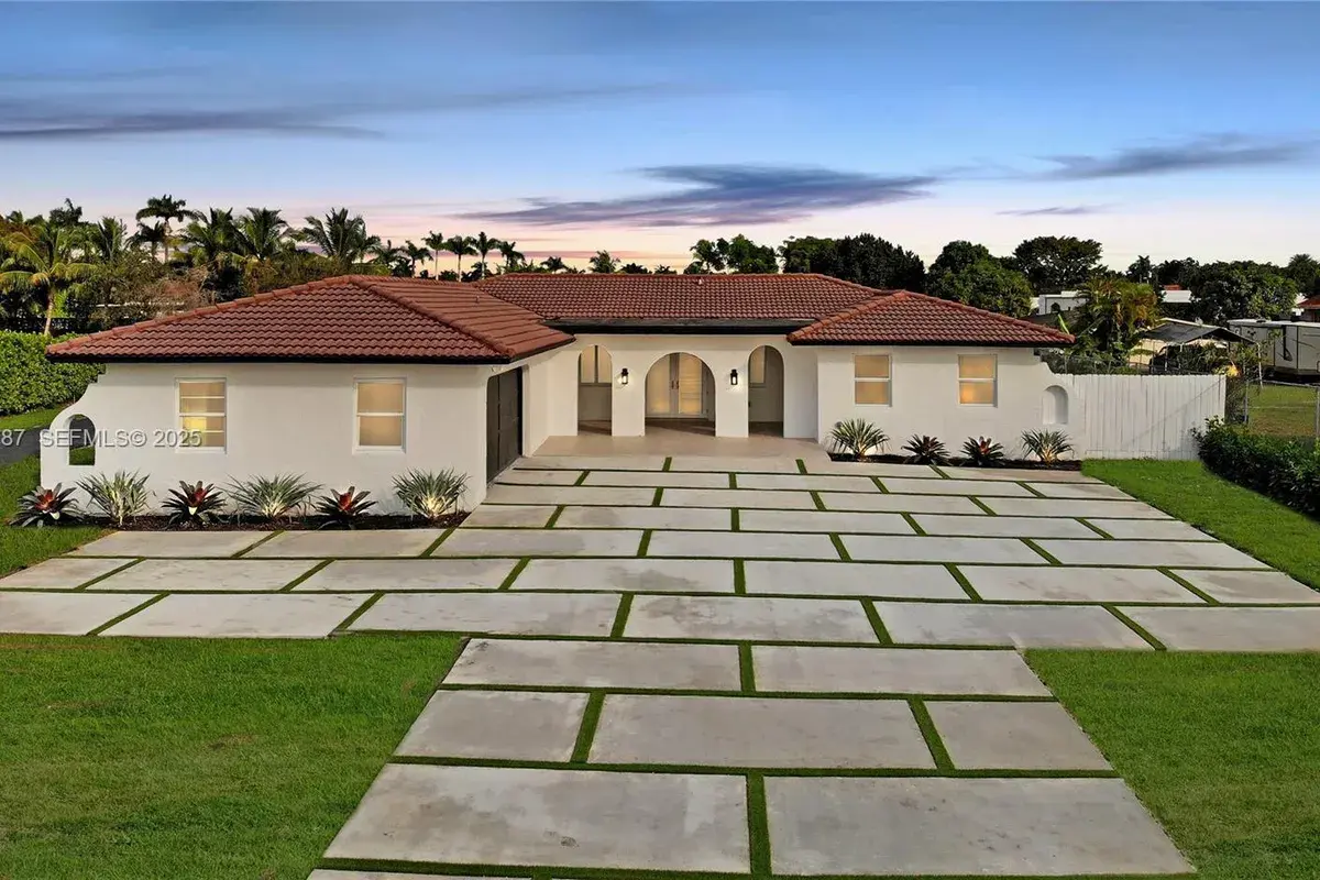 3801 SW 132nd Ave, Miami FL 33175