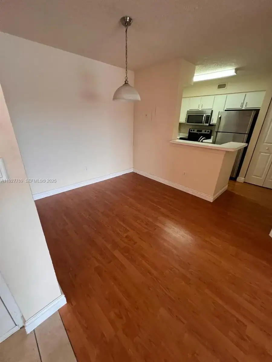 2880 N Oakland Forest Dr # 209, Oakland Park FL 33309 photo 2
