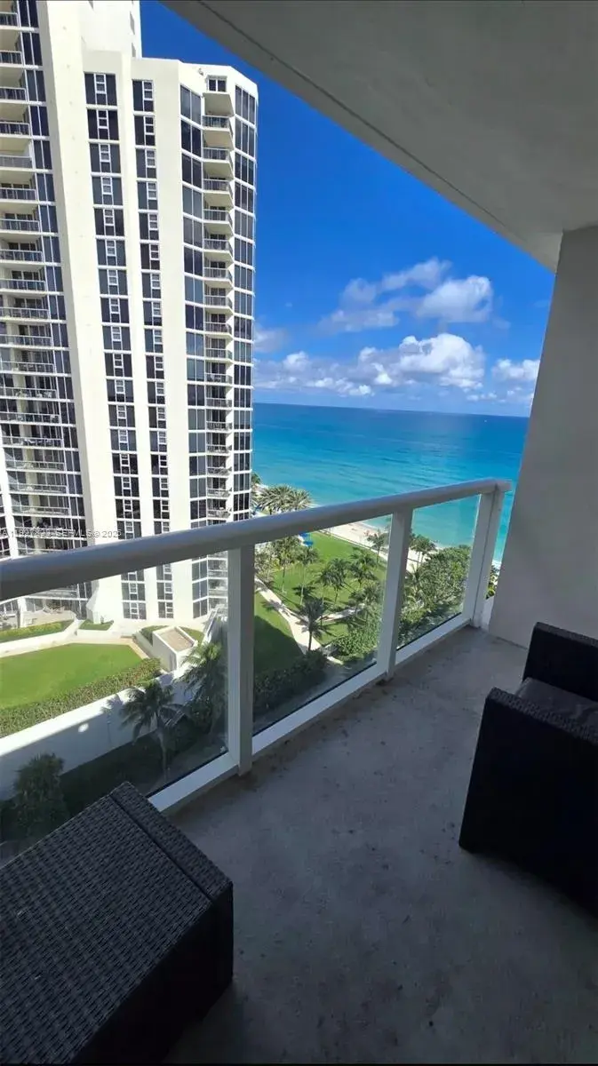 19201 Collins Ave # 1124, Sunny Isles Beach FL 33160