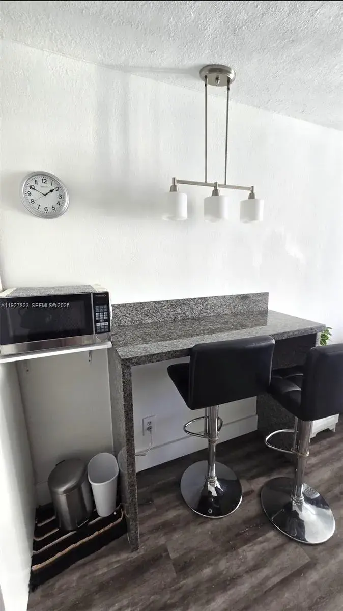 19201 Collins Ave # 1124, Sunny Isles Beach FL 33160
