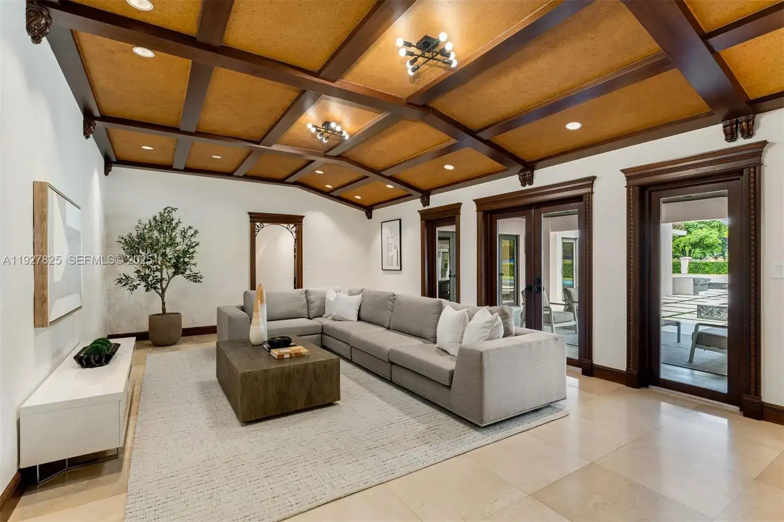 3310 Granada Blvd, Coral Gables FL 33134 photo 4