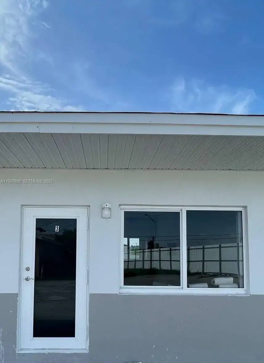 2196 Ali Baba Ave # 8, Opa-Locka FL 33054 photo 2
