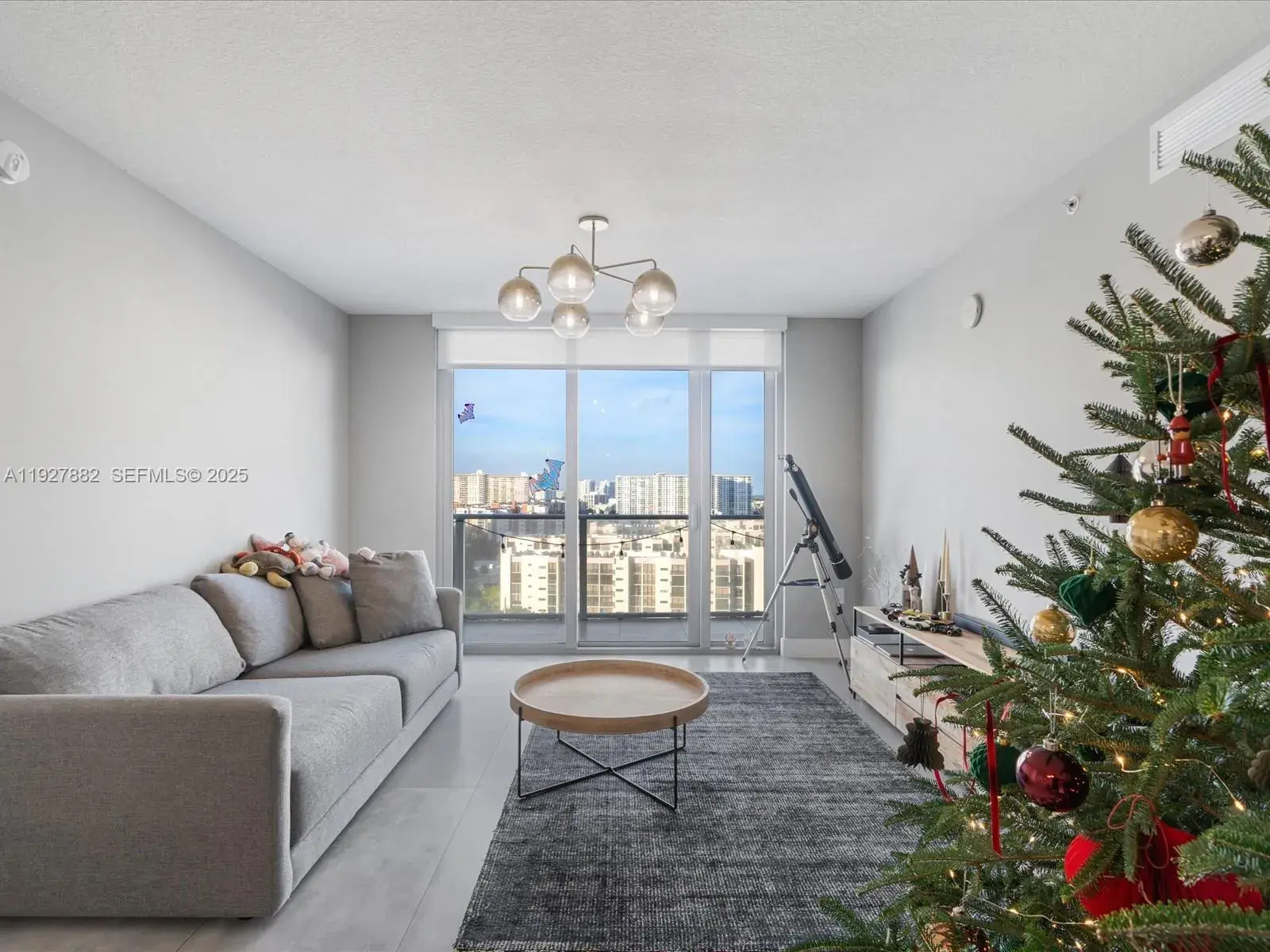 300 Sunny Isles Blvd # 1405, Sunny Isles Beach FL 33160