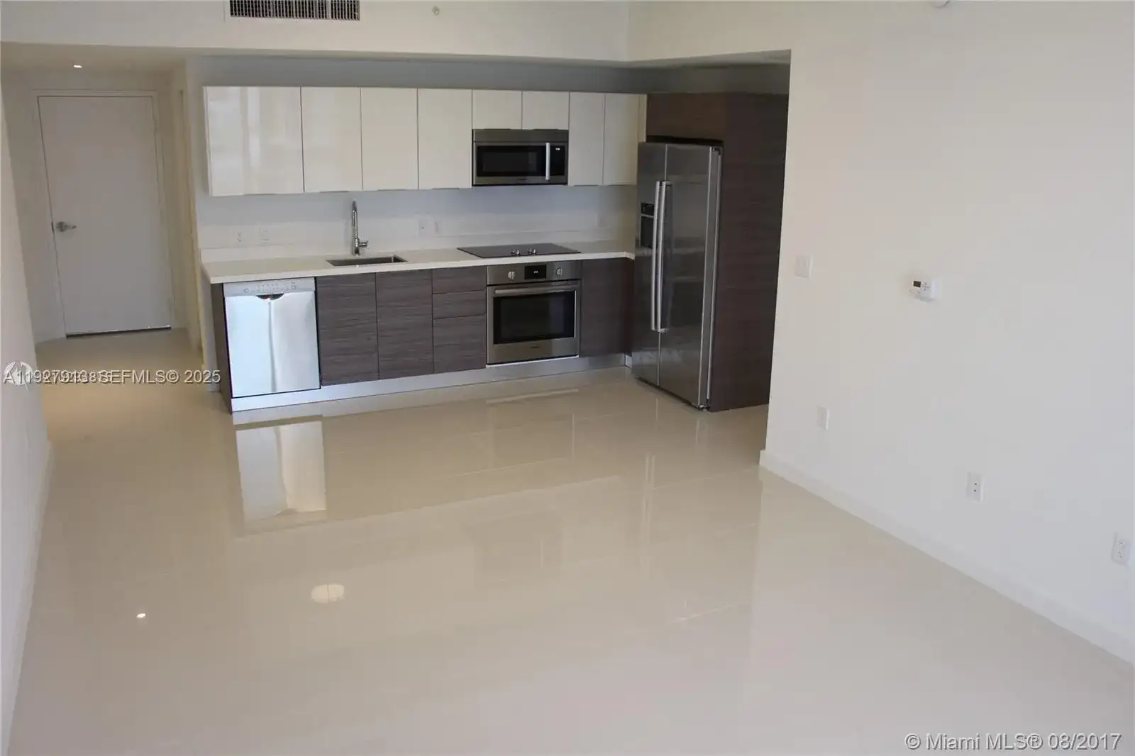 1010 SW 2nd Ave # 810, Miami FL 33130 photo 3