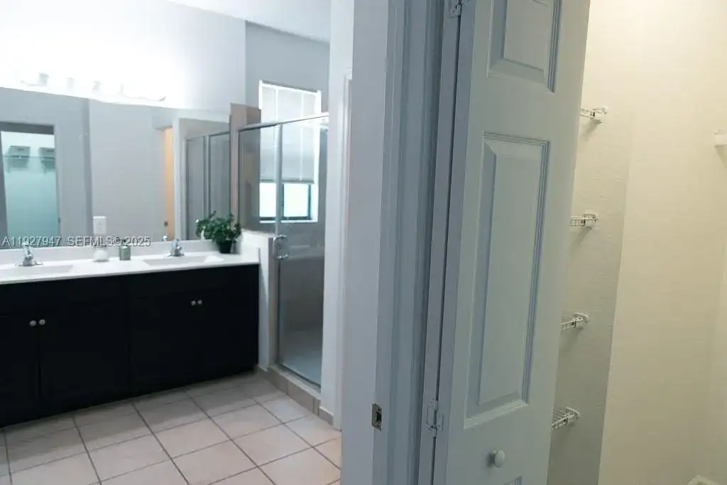 3434 W 104th Ter, Hialeah FL 33018 photo 5