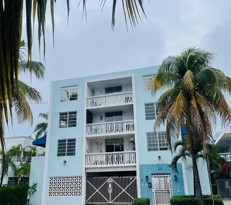335 Collins Ave # 302, Miami Beach FL 33139
