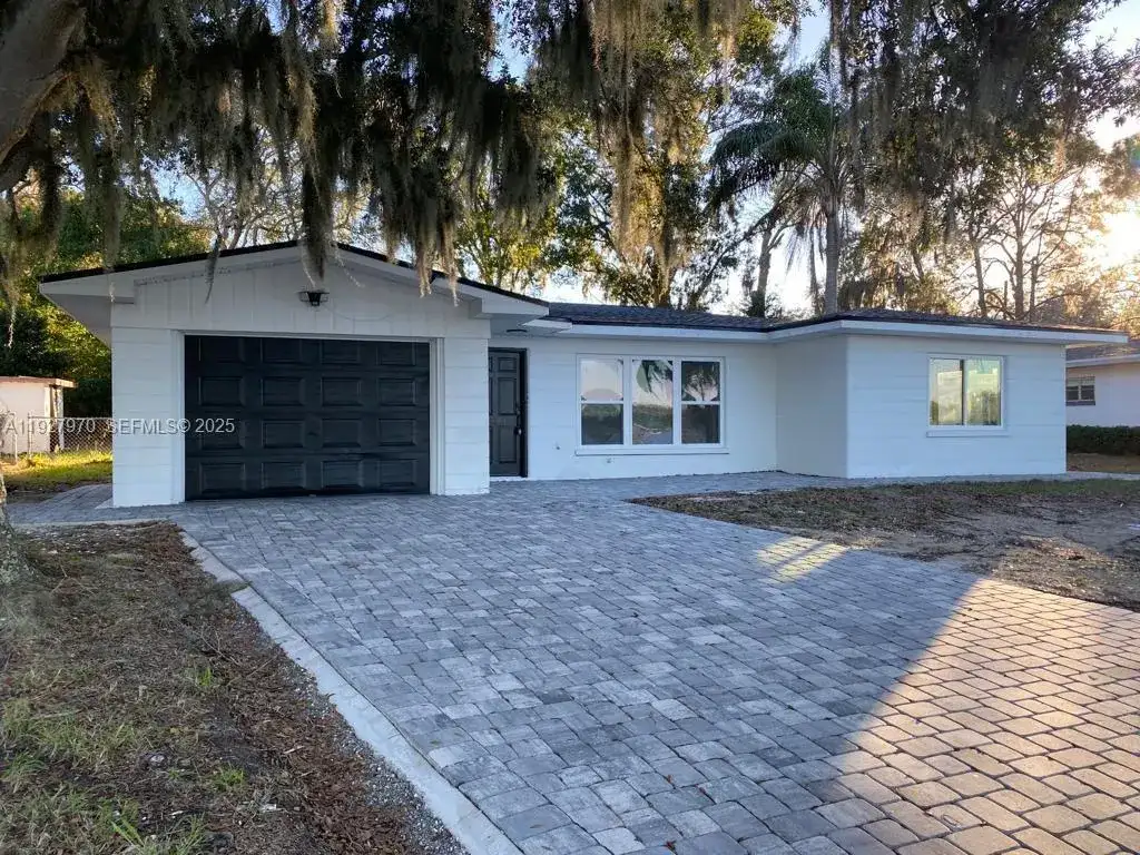 1204 LAKE ELBERT DRIVE SE # 1204, Winter Haven FL 33880 photo 2