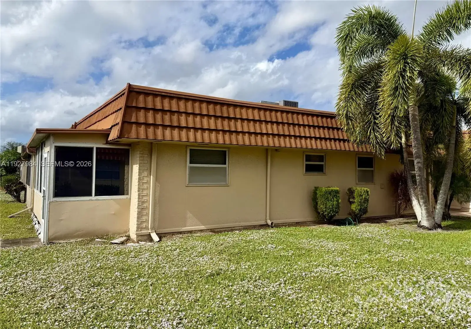 293 Seville M # 293, Delray Beach FL 33446 photo 3