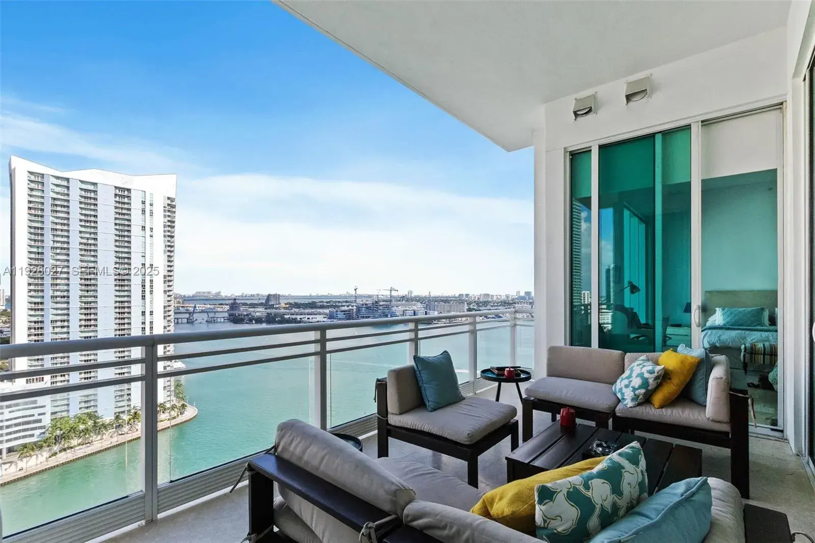 2 bedroom 2 bath Residential for sale at 900 Brickell Key Blvd # 2002, Miami FL 33131