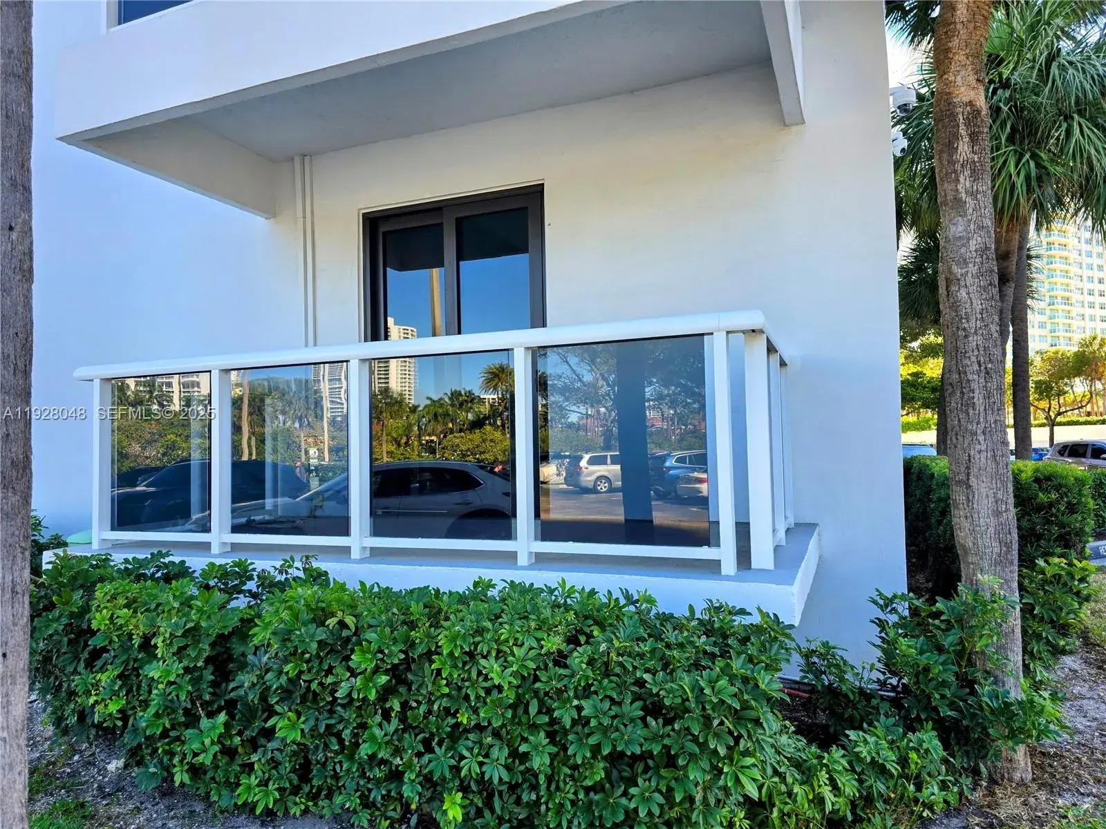 20505 E Country Club Dr # 138, Aventura FL 33180