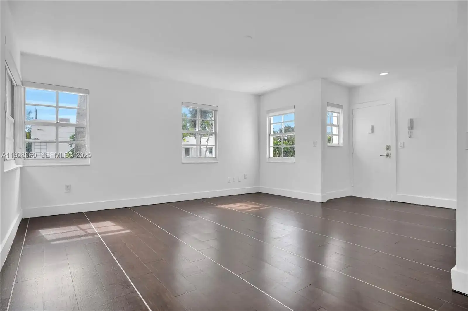 1457 MERIDIAN AV # 204, Miami Beach FL 33139 photo 2