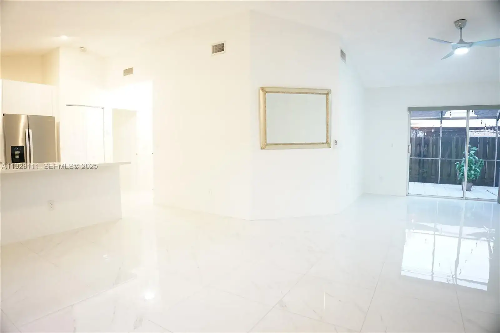 5141 NW 101st Pl, Doral FL 33178 photo 4