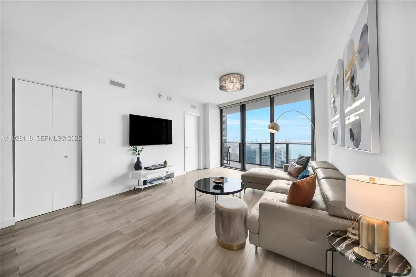 1300 S Miami Ave # 4402, Miami FL 33130 photo 5