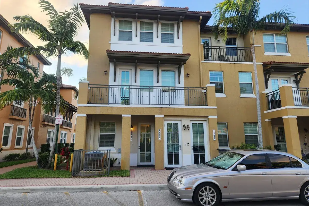 14677 SW 9th St # 1802, Pembroke Pines FL 33027