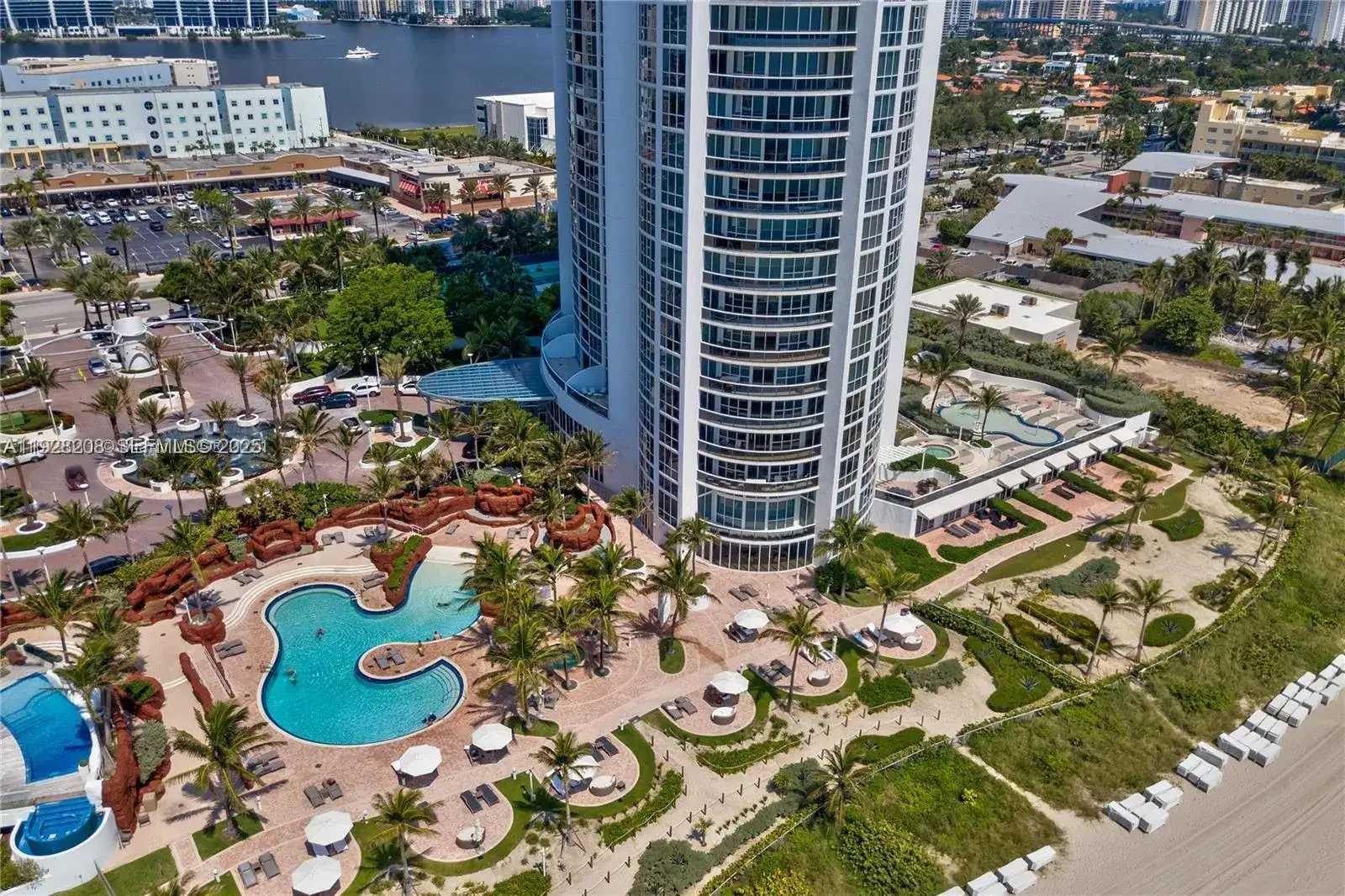 18201 Collins Ave # 3802, Sunny Isles Beach FL 33160 photo 2